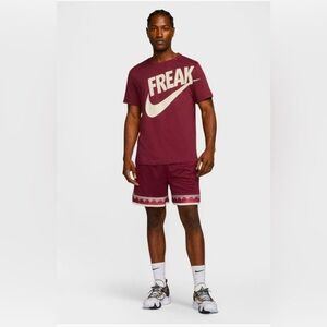 Nike Giannis Dri-FIT T-Shirt Medium